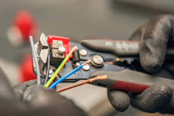 Best Residential Electrician Services  in Mabton, WA